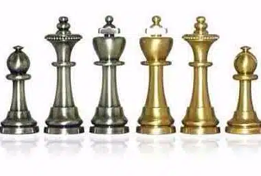 Jeu d'Echecs en Laiton Massif "Staunton"