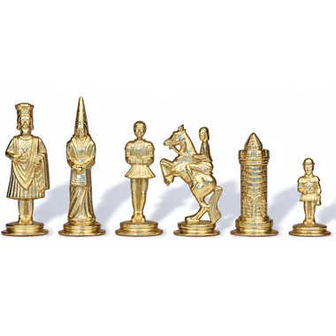 Camelot skakbrikker i guld, soldat og springer med rytter i detaljer