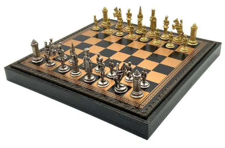 Camelot Kong Arthur XIV Skakbræt med Opbevaring og Skakspil i Metal