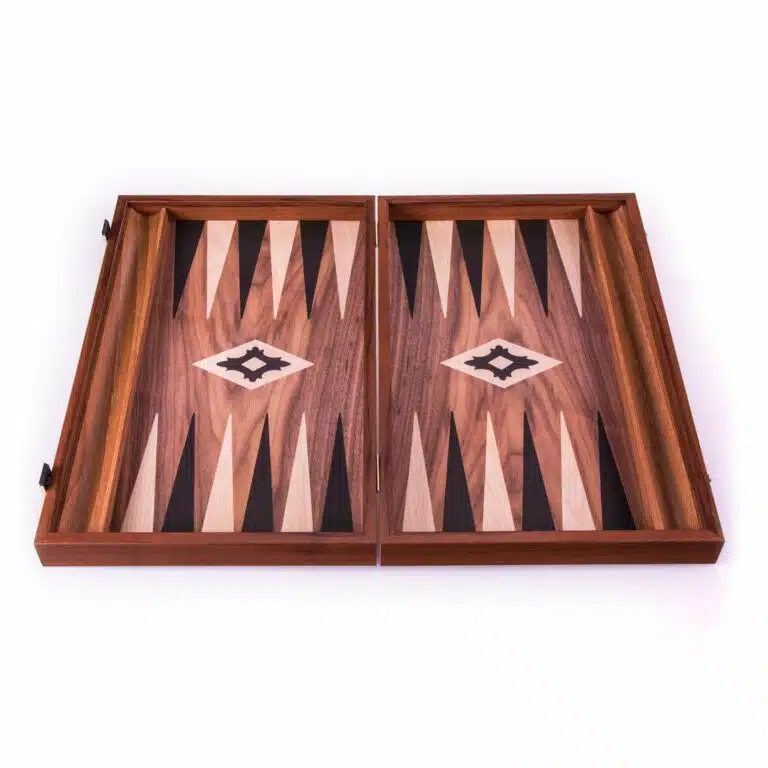 Backgammon i Træeffekt Valnød med Sidestøtter