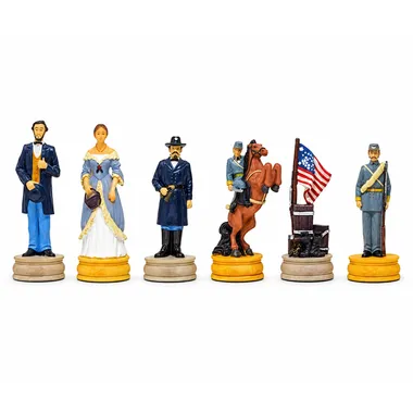 Malede skakbrikker med figurer fra den amerikanske borgerkrig