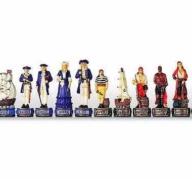 Ensemble "Pirates" Echiquier en Similicuir et Jeu d'Echecs en Résine