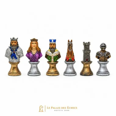 Pièces d'échecs Buste Médiéval V, roi, dame, fou, cavalier, tour et chevalier alignés