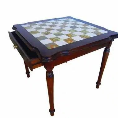 Ensemble "Giant Contemporain" Table en Bois, Onyx, Albâtre de Toscane et Marbre de Carrare & Jeu d'Echecs en Laiton