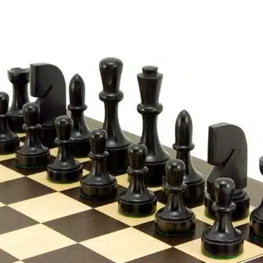 Ensemble "Contemporain" Echiquier en Bois d'Erable et Wenge & Jeu d'Echecs en Buis Ebonisé