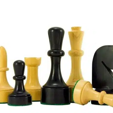 Ensemble "Contemporain" Echiquier en Bois d'Erable et Wenge & Jeu d'Echecs en Buis Ebonisé