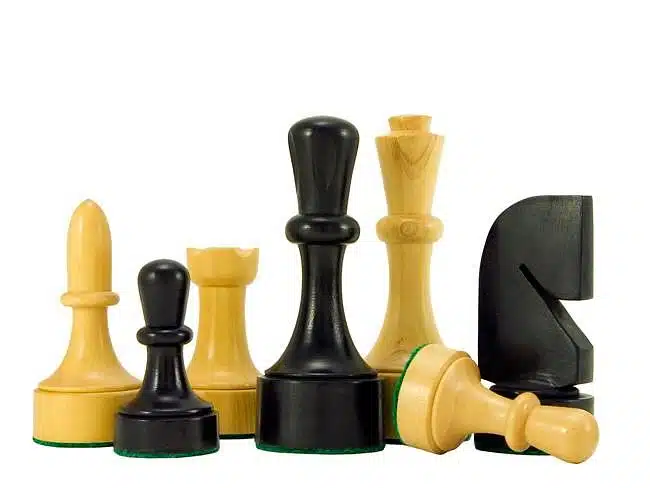Ensemble "Contemporain" Echiquier en Bois d'Erable et Wenge & Jeu d'Echecs en Buis Ebonisé