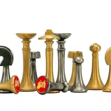 Moderne Skakspil i Massivt Messing - Billede 6