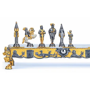 Sæt "Gulliver og Lilleputterne" Skakbræt og Skakspil i Bronze, Onyx og 24 Karat Guld