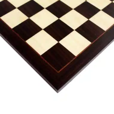 Alternative view of Skakbræt i Rosentræ med Håndlagt Intarsia