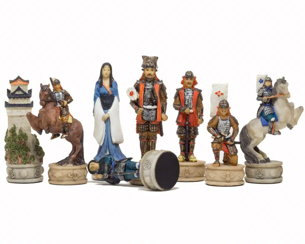Skakspil Samurai i Resin Håndmalet med Skakbræt i Guld og Blåt Kunstlæder - Billede 3
