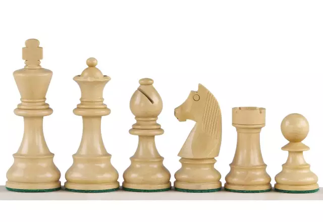 Ensemble Pieces d'Echecs en Bois de Buis et Echiquier Alphanumérique