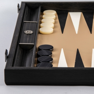 Backgammon-sæt i Kunstlæder Mokkabrun - 48 x 30 cm - Billede 3