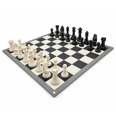 World Chess Academy Edition skakspil i startposition på sammenklappeligt skakbræt